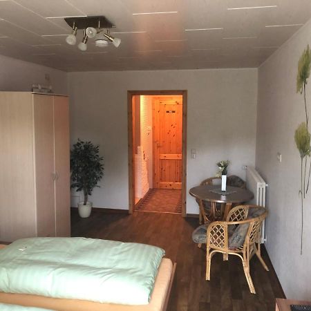 Hotel - Restaurant - Deutsches Haus Neuhutte エクステリア 写真